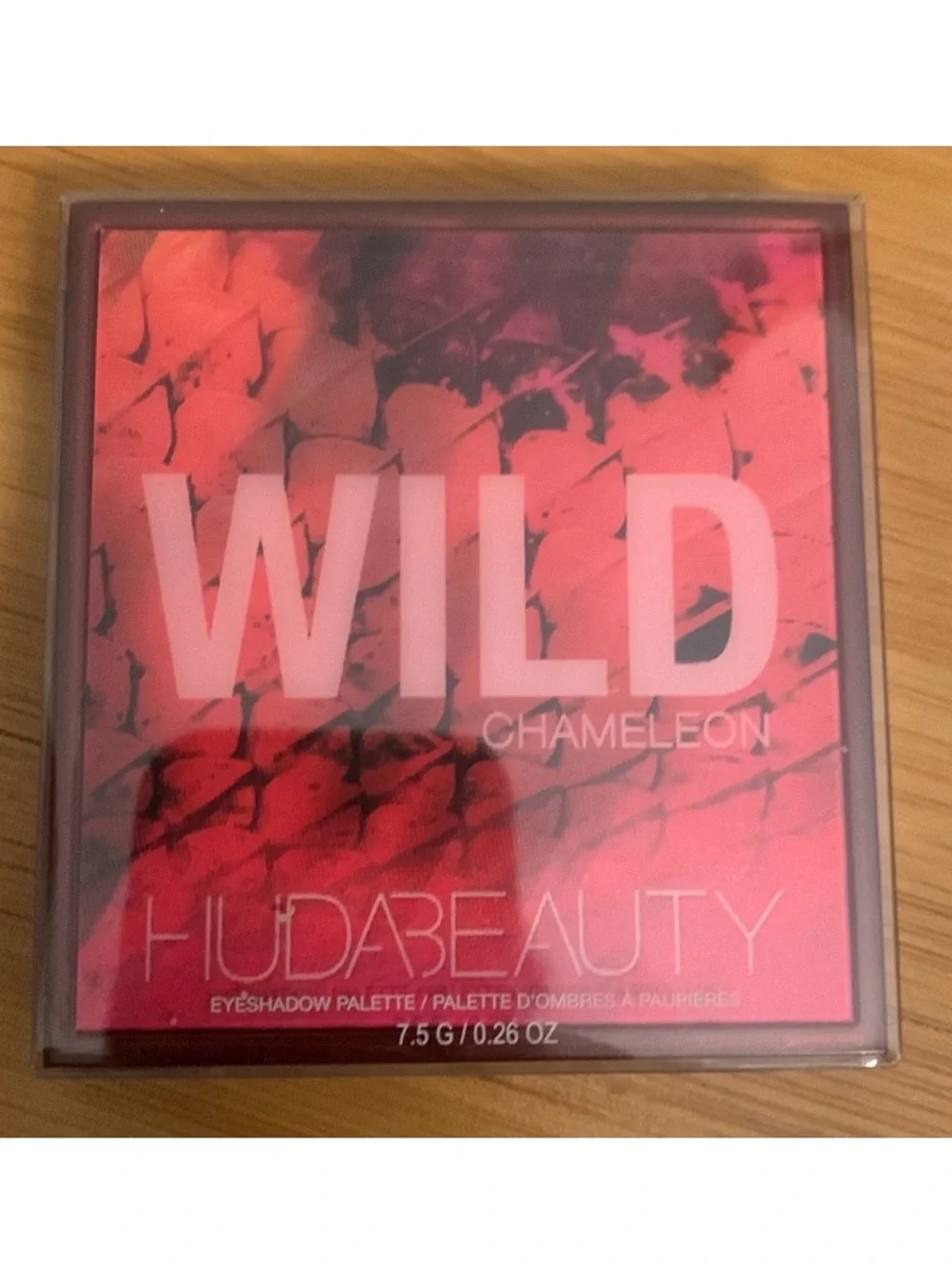 Huda Beauty Wild Chameleon Eyeshadow Palette - New in Box